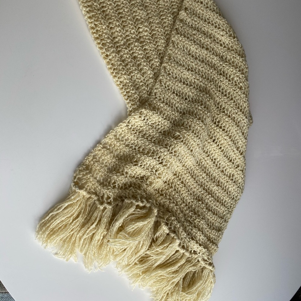 Wool shawl - Picture 3 of 4
